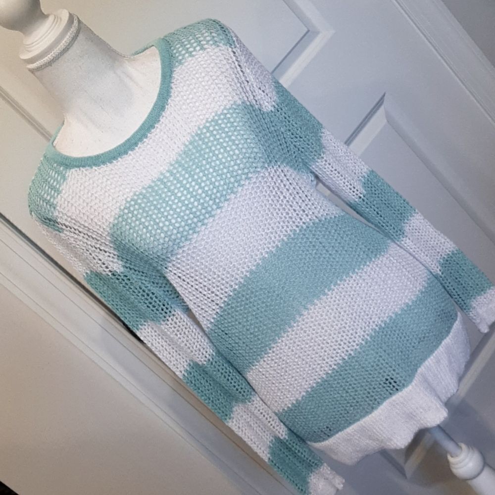 Lulu B Seafoam Green and White Open Knit Top